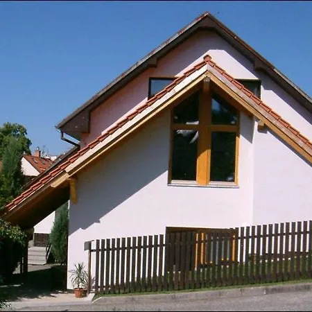 Apartment A-apartman